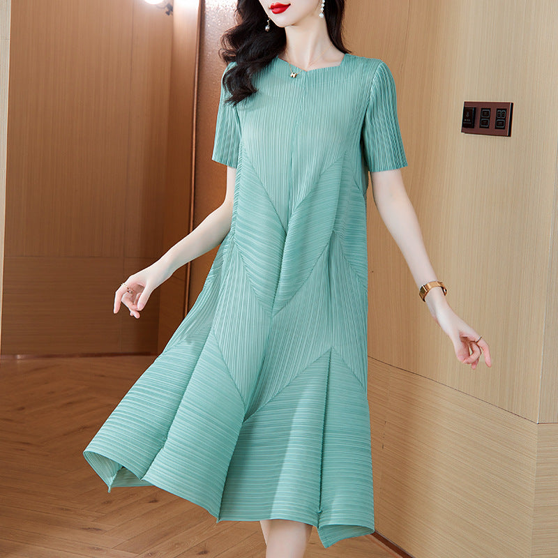 High-End Elegant Pleated Dress for Women, 2026 Summer New French Style Short-Sleeve Floral Dress