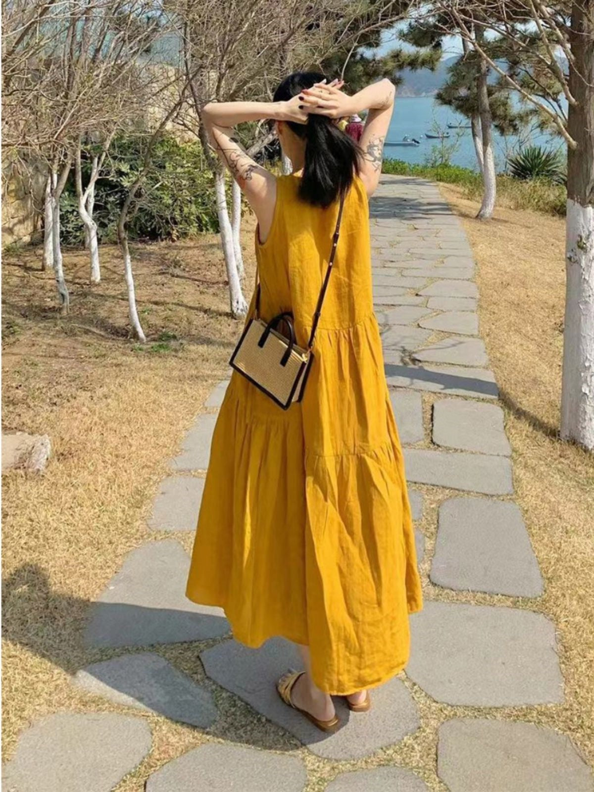 Summer New Cotton and Linen Ins Gentle Solid Color Sleeveless dress French Loose Strap Slimming Holiday Style Long Dress